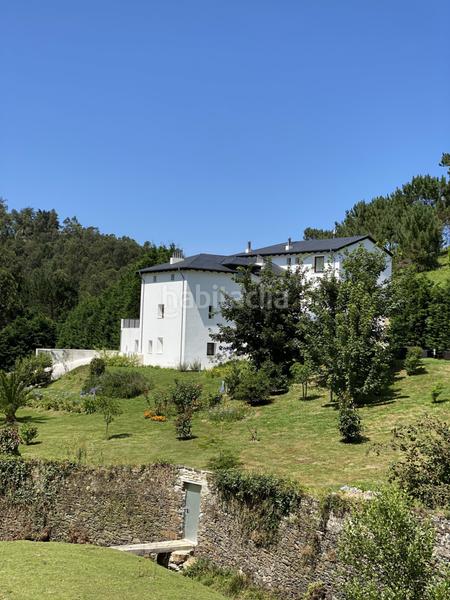 Foto 589297e0-bf9a-4d93-8c82-2c9637bfd23f. Édifice dans Valdés