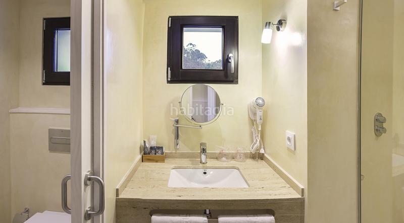 Foto 7e281b56-1b11-4e1d-9726-39a67a073e3d. Édifice dans Valdés