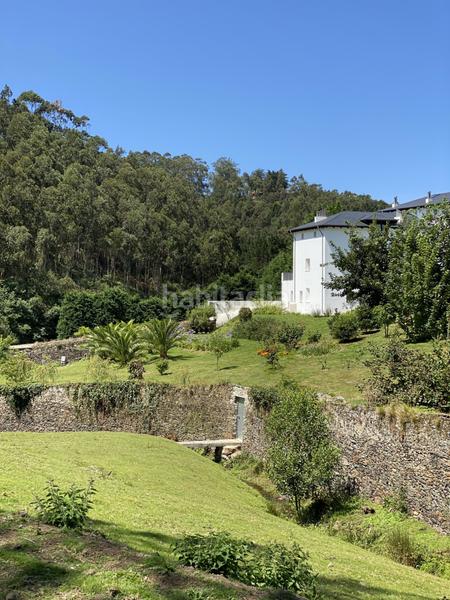 Foto a5163805-69f1-4cf2-a7f6-03756de3bef4. Édifice dans Valdés