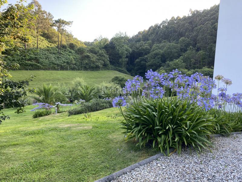 Foto e13f8bae-7ab3-4f91-b4c4-b929cbd32894. Édifice dans Valdés