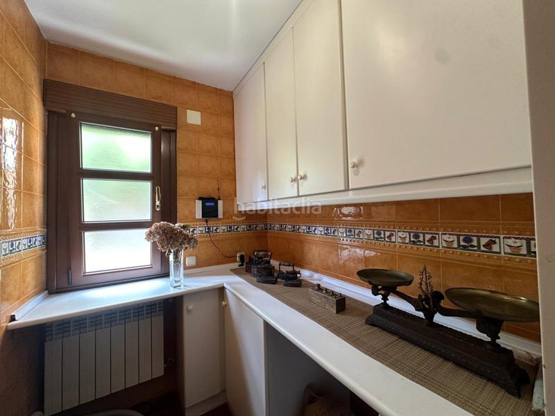 Foto 5730093d-c5b1-47ee-8004-ee4edcfcd6ad. Casa amb calefacció aparcament a El Carbayedo - El Quirinal Avilés