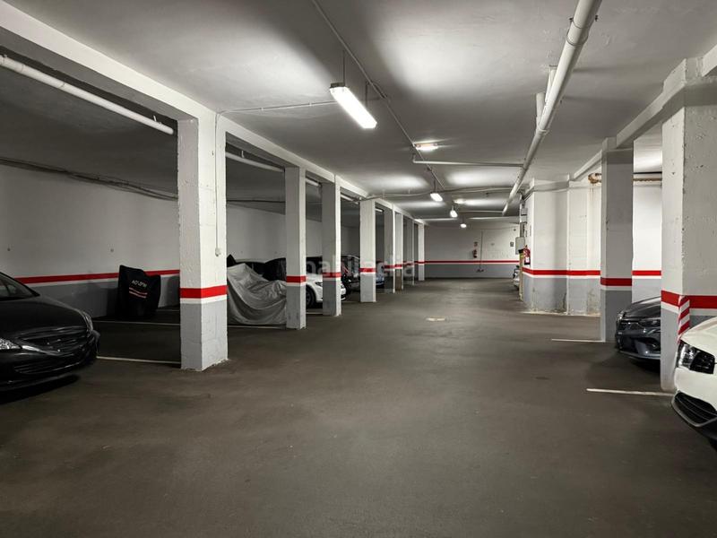 Foto a75a0e36-87fc-413b-a2af-a39fc83a0d8d. Pis amb calefacció aparcament a La Magdalena Avilés