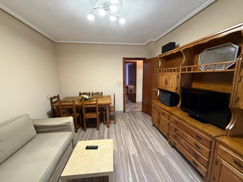 Foto e5d3dfbf-4a5e-4886-8c5f-7c3303caafc9. Pis amb calefacció aparcament a La Magdalena Avilés