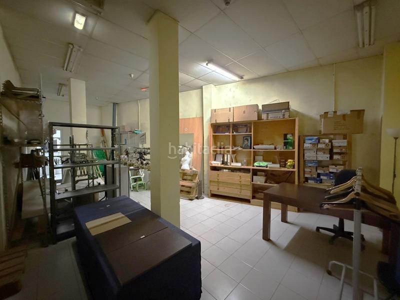 Foto 8b040fe0-0e62-40fb-98c9-ad040602499a. Lloguer local comercial a Centro Avilés