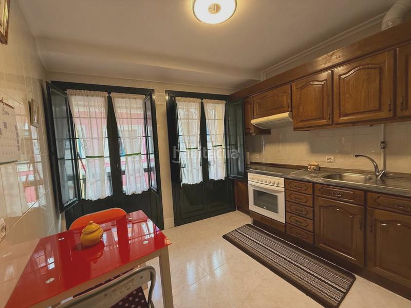 Foto 25f59473-967b-4439-9aed-35f93058bfe6. Appartamento con riscaldamento in Centro Avilés