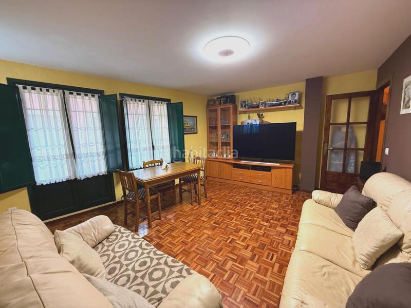 Foto c23e2ed2-60f0-411b-a487-d5d7072b15da. Appartamento con riscaldamento in Centro Avilés