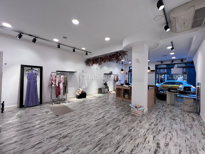 Foto b365d025-b195-4baa-a812-990124c2a6eb. Alquiler local comercial  de 2 plantas exclusivo en el Centro haz crecer tu empresa aquí! en Avilés