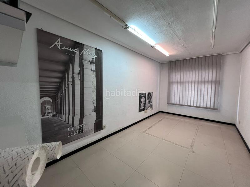 Foto e02d26dd-26c6-4048-8af3-887d8d1f3667. Rent business premise in Centro Avilés