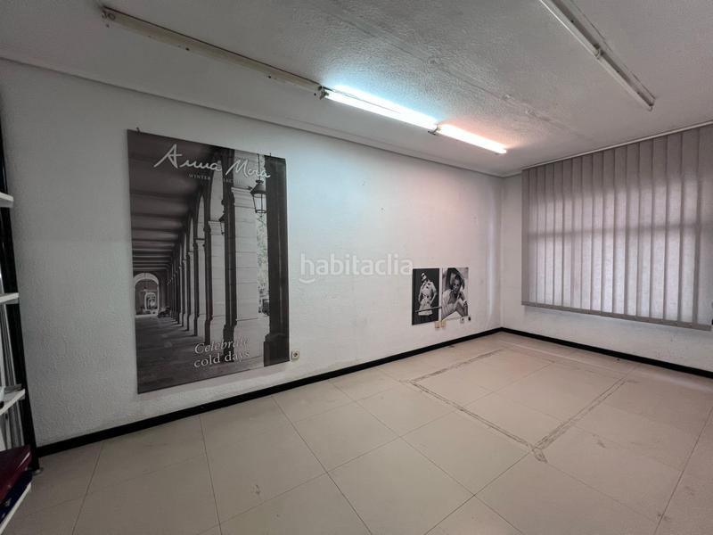 Foto f856f661-0341-4b04-9fdf-15667d4a5cff. Rent business premise in Centro Avilés