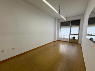 Local Comercial en Avilés - Calle Juan Ochoa