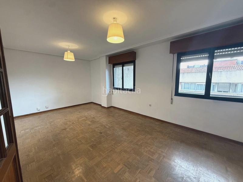 Foto 72933d00-5573-49a4-a69f-059a3d0da75a. Pis amb aparcament a Centro Avilés