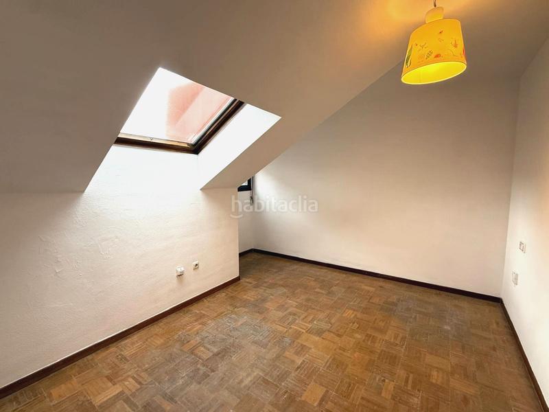 Foto 98747ce6-166d-4f31-9e08-a2e13c31b0eb. Pis amb aparcament a Centro Avilés