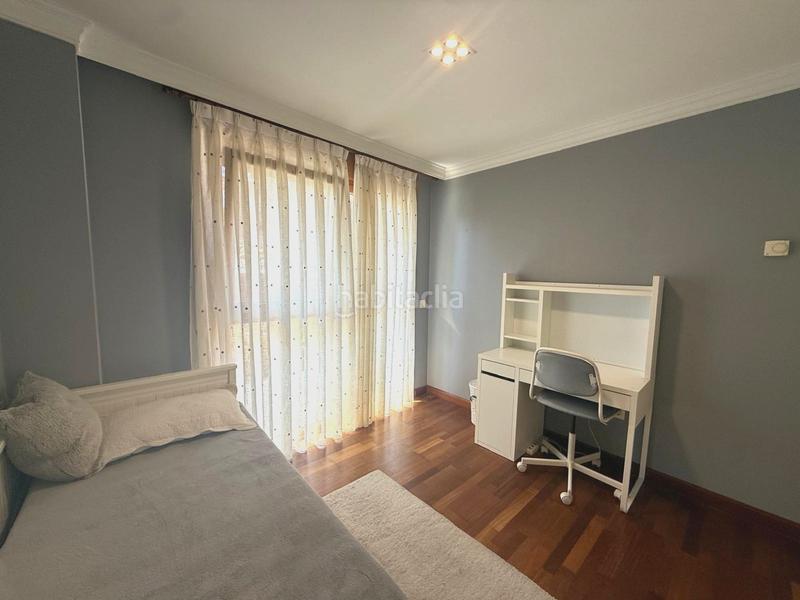 Foto f5c04352-288a-43f8-a210-659988d3482e. Appartamento con riscaldamento in Centro Avilés