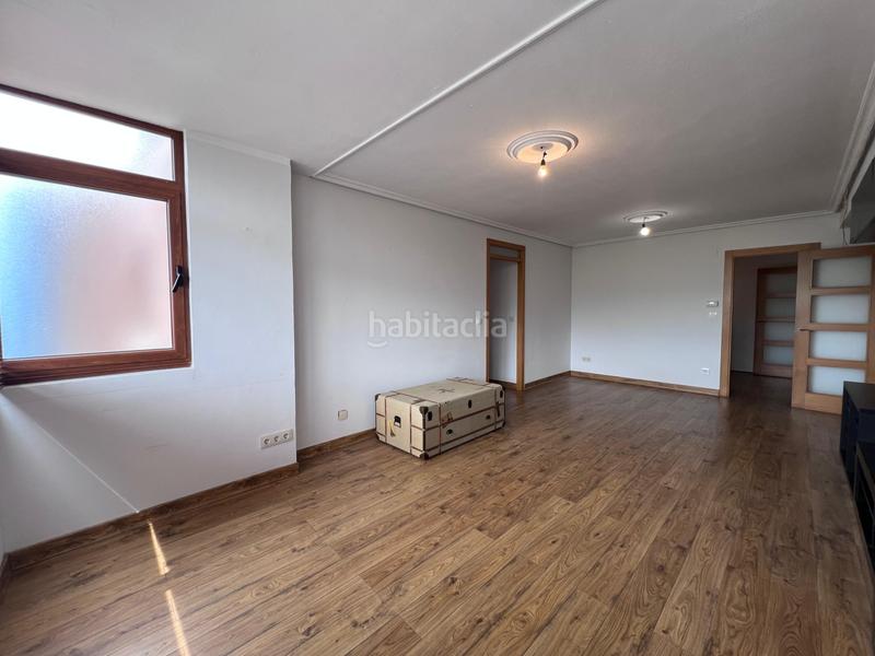 Foto 034a9165-fb93-456d-b2b6-eede4d7e2139. Pis amb calefacció aparcament a Villalegre - La Luz Avilés