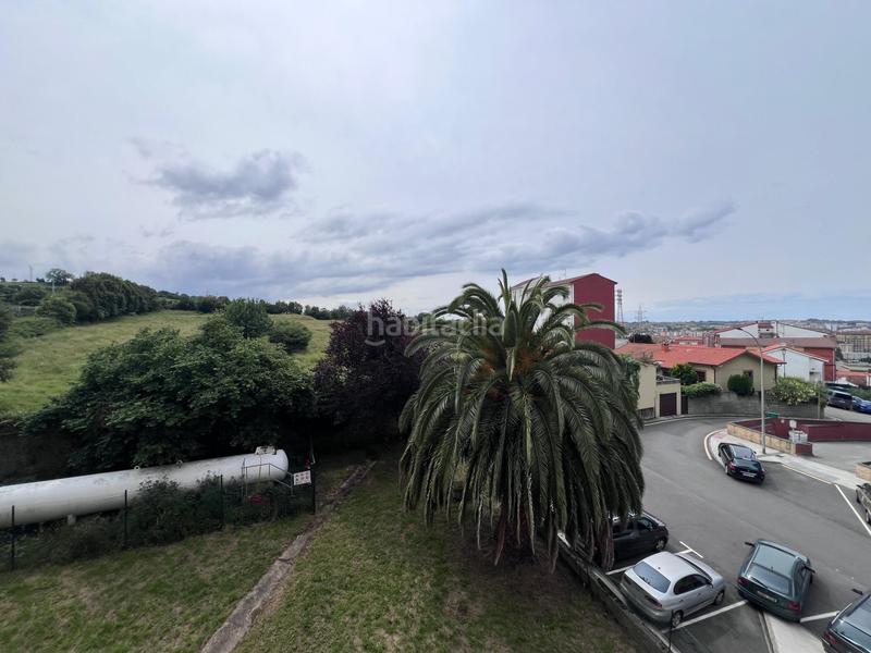 Foto 90a5cd39-59c7-4300-b6a5-5423af007890. Pis amb calefacció aparcament a Villalegre - La Luz Avilés