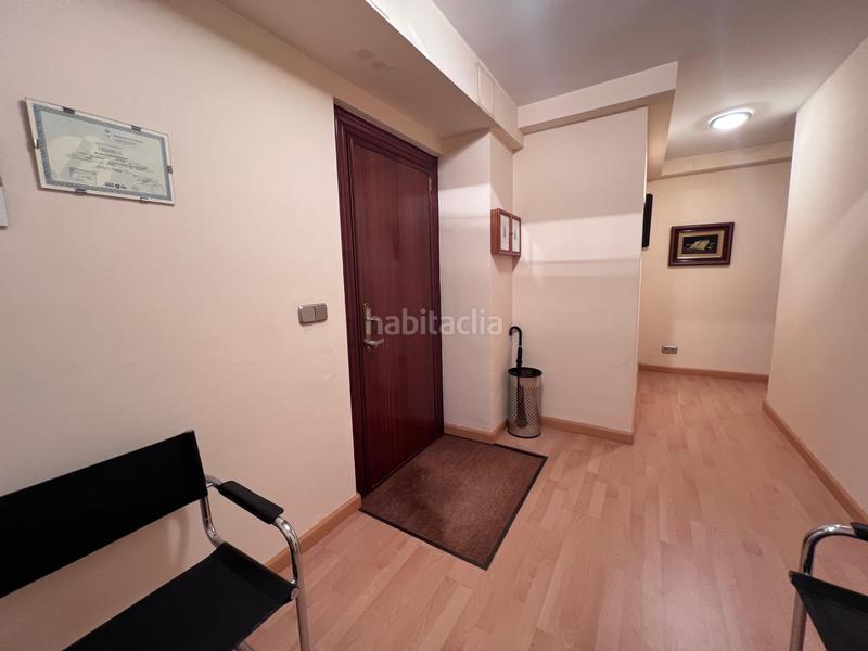 Foto af678594-93d8-4cec-9477-fbd947118136. Oficina a Centro Avilés