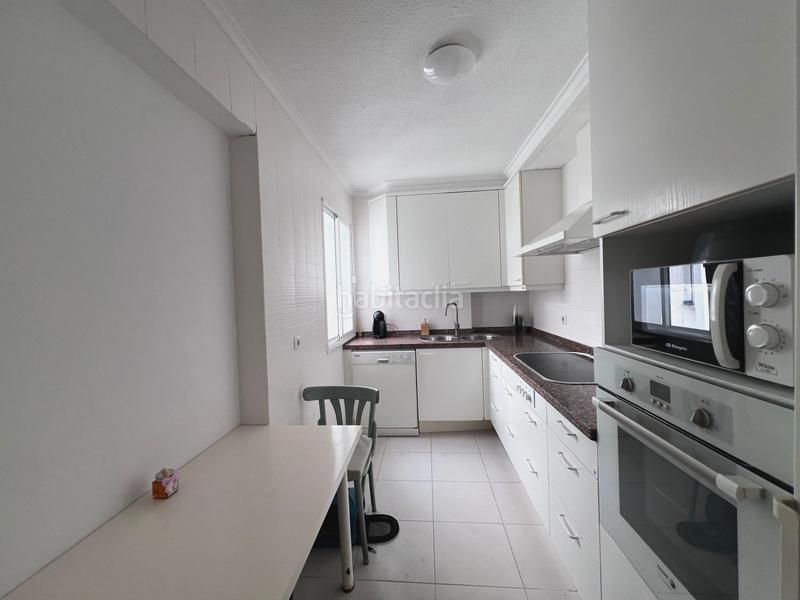 Foto aad8c868-0f4c-4b62-a7d6-05999e72a889. Piso  de 3 habitaciones en luanco cerca de la playa en Gozón