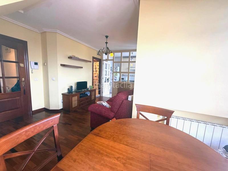 Foto f35aa157-26b7-46b6-9e7e-624e2c124456. Appartement avec chauffage parking dans Centro Avilés