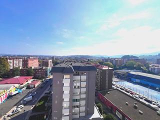 Pis  Avilés - calle hermanos soria. Ático con vistas, garaje y terraza en carbayedo, avilés