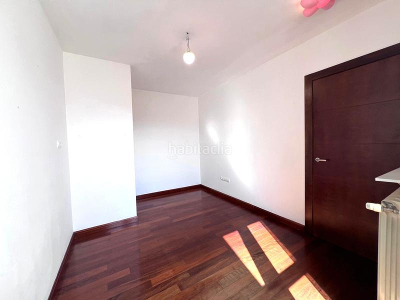 Foto f1f77b77-84b0-4f7d-b21b-c2f8af03b69f. Etagenwohnung mit heizung parking in La Magdalena Avilés