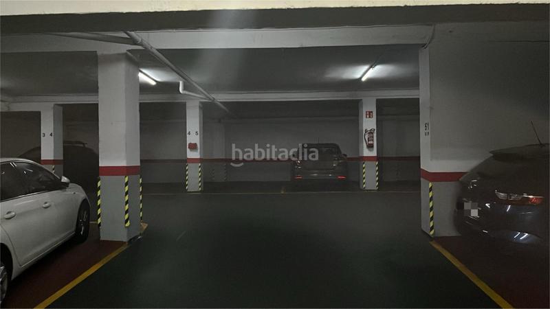 Foto ba0ca2c8-8785-45b3-9c88-49e312a13dd9. Pis amb calefacció aparcament a Centro Avilés