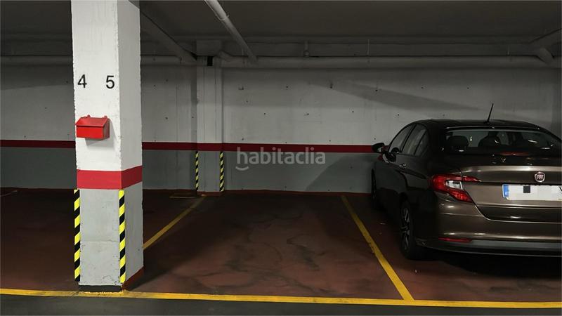 Foto fade4c55-edf9-45f6-92d1-0c6f5cd55ff3. Pis amb calefacció aparcament a Centro Avilés