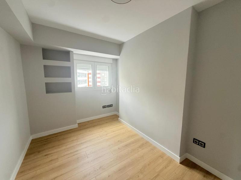 Foto 0343c5b8-199d-4f49-ba89-3a4405b0d4df. Flat with heating in Centro Avilés