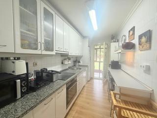 Appartamento  Arnao - calle valdiellas. Piso exterior de 3 habitaciones cerca de la playa de salinas