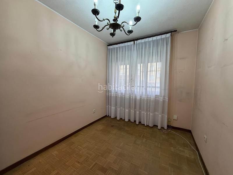 Foto 2242a945-0c6e-40e5-8c1b-7ea1357063bd. Pis amb calefacció aparcament a Centro Avilés