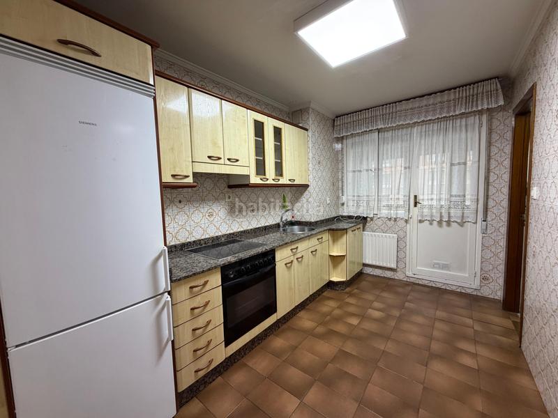 Foto 8142ef4d-5d72-4580-97b2-b33c3418c65c. Pis amb calefacció aparcament a Centro Avilés