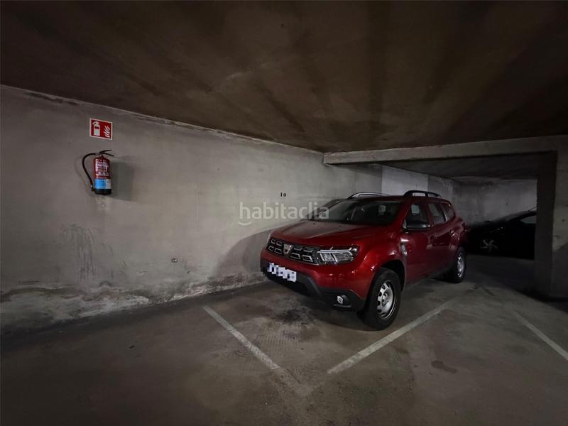 Foto e05ac168-266d-48e7-a71d-a5d1fa2070b9. Pis amb calefacció aparcament a Centro Avilés