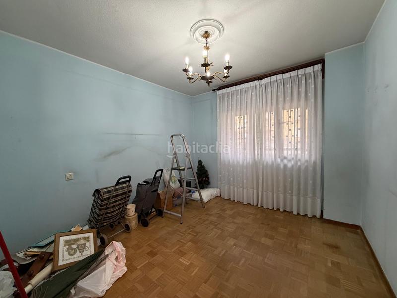 Foto e327b12a-8fec-4953-8bbd-514d5916cc9f. Pis amb calefacció aparcament a Centro Avilés