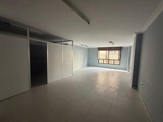 Local commercial à Avilés - Calle Quirinal