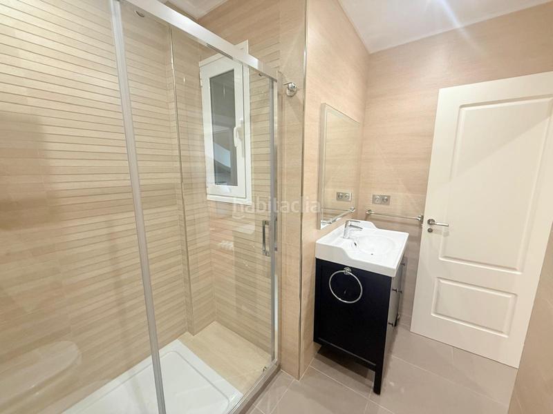 Foto b6de658f-de8a-4808-86ab-59cb9c5363d9. Pis amb calefacció a El Carbayedo - El Quirinal Avilés