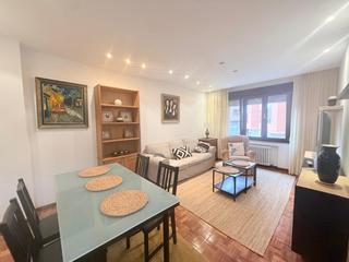 Appartement  Avilés - calle julia de la riva. Piso exterior de 3 habitaciones en el centro de avilés con garaj