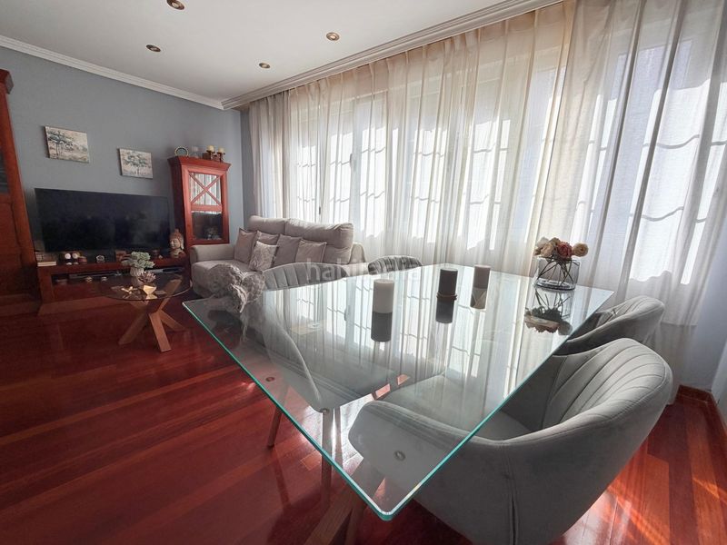 Foto 2b9dbac4-1596-4654-a518-b16aaac9ca47. Piso exclusivo dúplex de 3 dormitorios en el corazón en Avilés