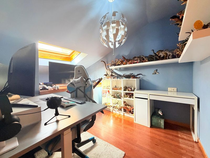 Foto d23e770a-cefe-4cb5-b679-1b317d9fc399. Piso exclusivo dúplex de 3 dormitorios en el corazón en Avilés