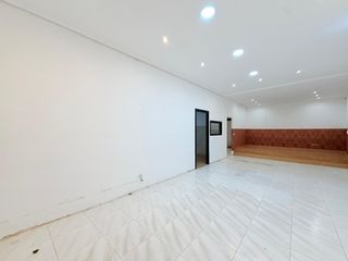 Geschäftsraum in Avilés - quirinal 4. Local con opción a vivienda en el quirinal, avilés