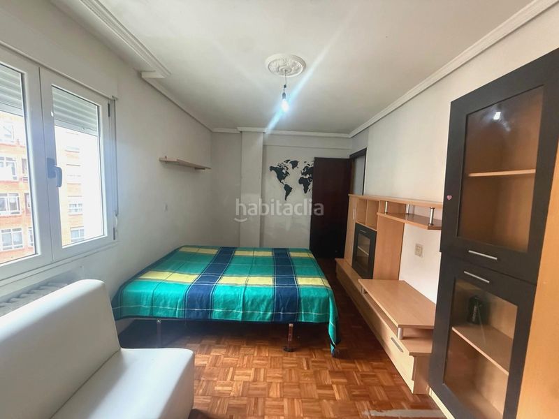 Foto 740022fb-0d33-4509-bfe7-769b4d455e6e. Pis amb calefacció a Versalles Avilés