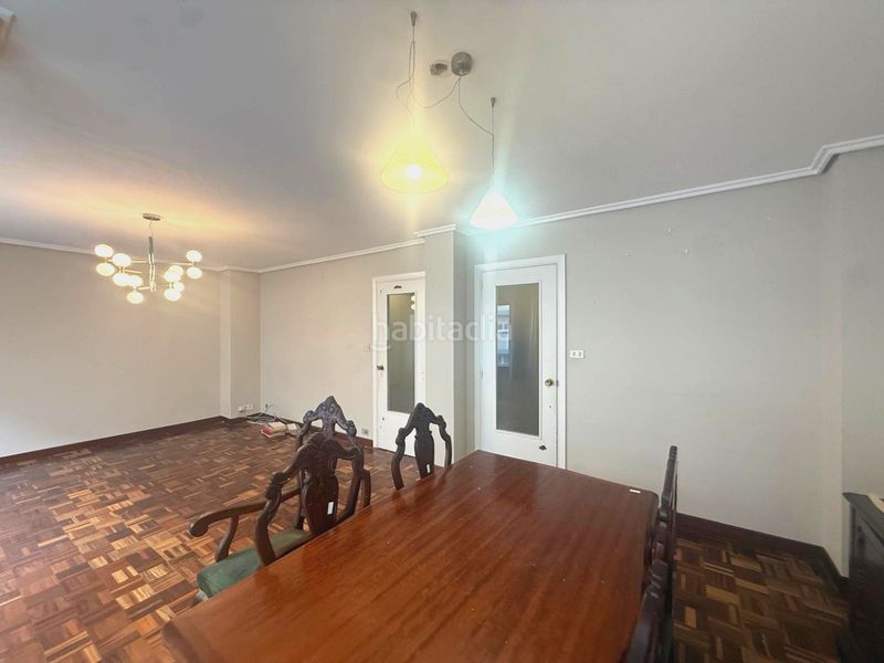 Foto 7d8fb2db-5ca7-41d8-b5ac-7af8c73bc5fa. Flat with heating parking in Centro Avilés