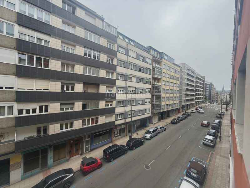 Foto 955b96b1-de2d-4cdb-976e-96c086f60a02. Flat with heating parking in Centro Avilés
