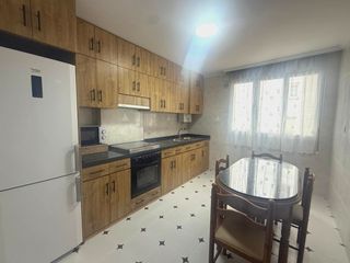 Appartamento  Raíces - calle jacinto benavente. Piso de 3 habitaciones exterior a un paso de la playa de salinas