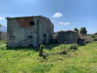 Casa a Ribadesella. Venta de cuadra y finca en el concejo de ribadesella