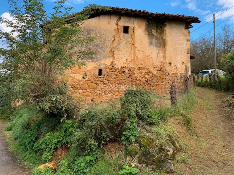 Foto 1947e246-140a-46b7-9b8b-fb80942303ac. House in Parres