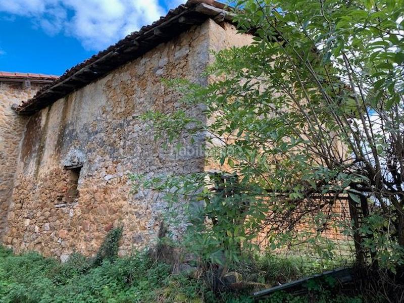 Foto ecb640f5-1431-463b-a0d2-38ab091d7b13. House in Parres