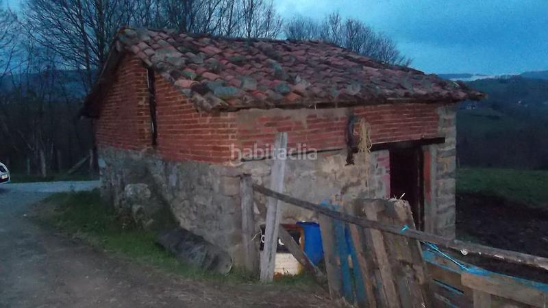 Foto 2ad923b3-d81b-4c38-b765-f6479140bb76. House in Parres