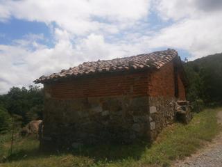 Maison à Parres. Venta de cabaña en arriondas-parres.