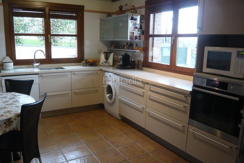 Foto 04e0e0b2-2853-4709-b78f-fa2dbc05bd3e. Maison avec chauffage dans Parres