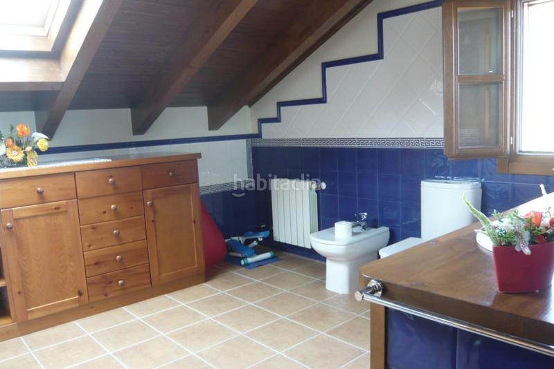 Foto 1089e948-bc20-4bb8-ab36-b40397b0b13e. Maison avec chauffage dans Parres