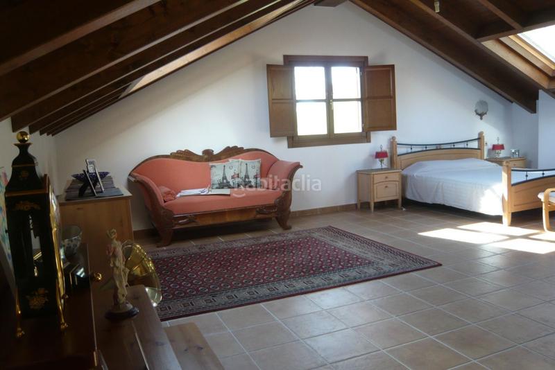 Foto 1ac6f75a-77bd-4c6c-b398-4e7d25fb878c. Maison avec chauffage dans Parres